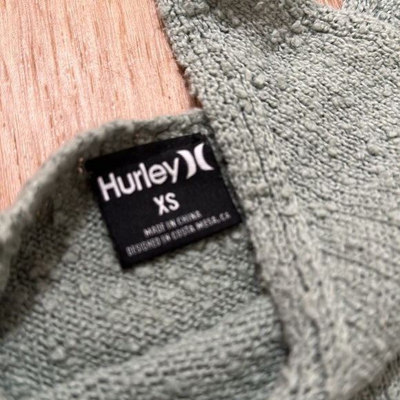 HURLEY | Knit V Neck Shirt - Picture 5 of 5